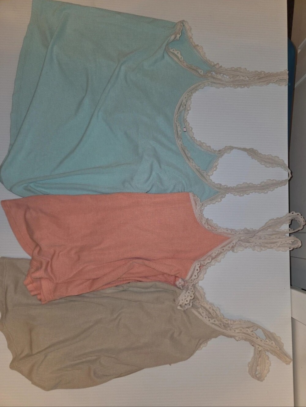 Victoria's Secret Y2K camisol Bundle Lace-Trim Ribbed Tank Top— Blue, Coral, Tan